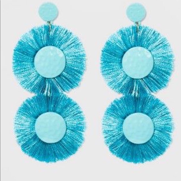 BaubleBar Jewelry - 🌷SUGARFIX BY BAUBLEBAR ROUND FRINGE DROP EARRINGS